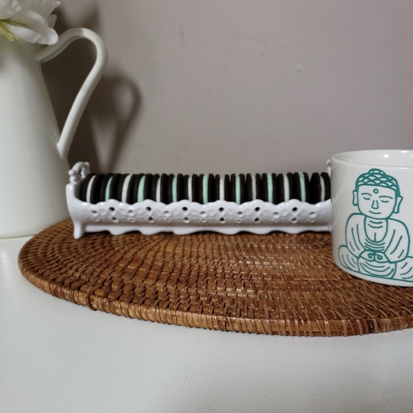 Other - 3 for $25 💖 White super cute ceramic oreao cookie holder